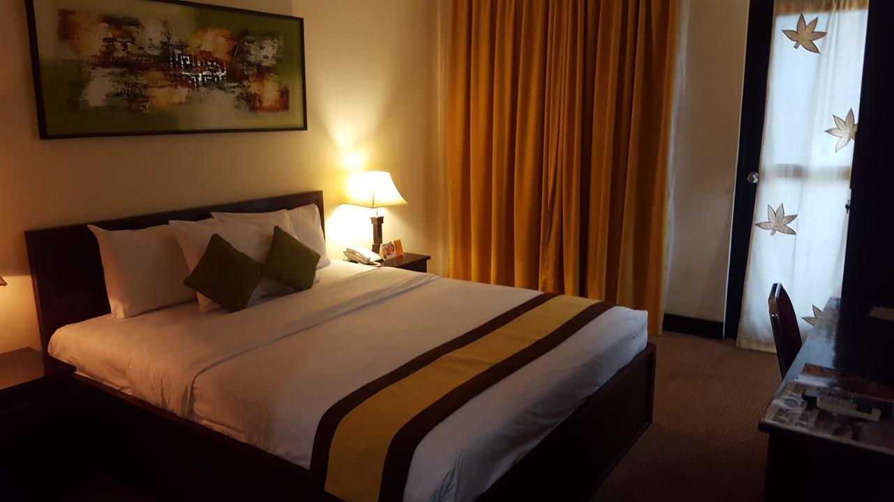 Grand Tembaga Hotel Тимика Екстериор снимка