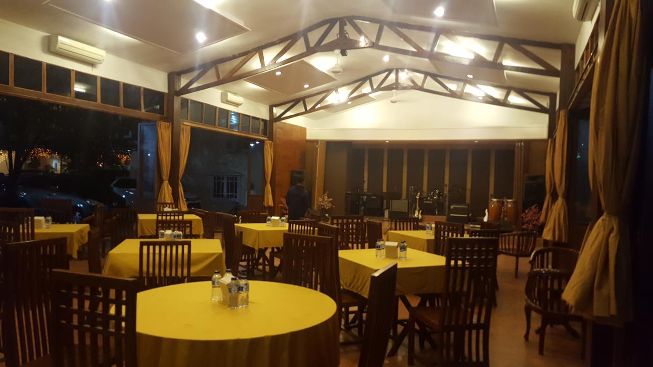 Grand Tembaga Hotel Тимика Екстериор снимка