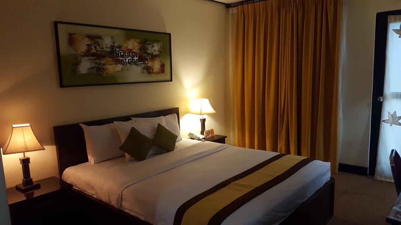 Grand Tembaga Hotel Тимика Екстериор снимка